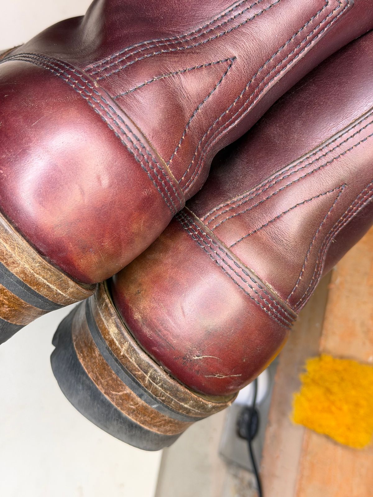 Photo by rhinoaz on February 5, 2026 of the White's Smokejumper in Cxl Burgandy.