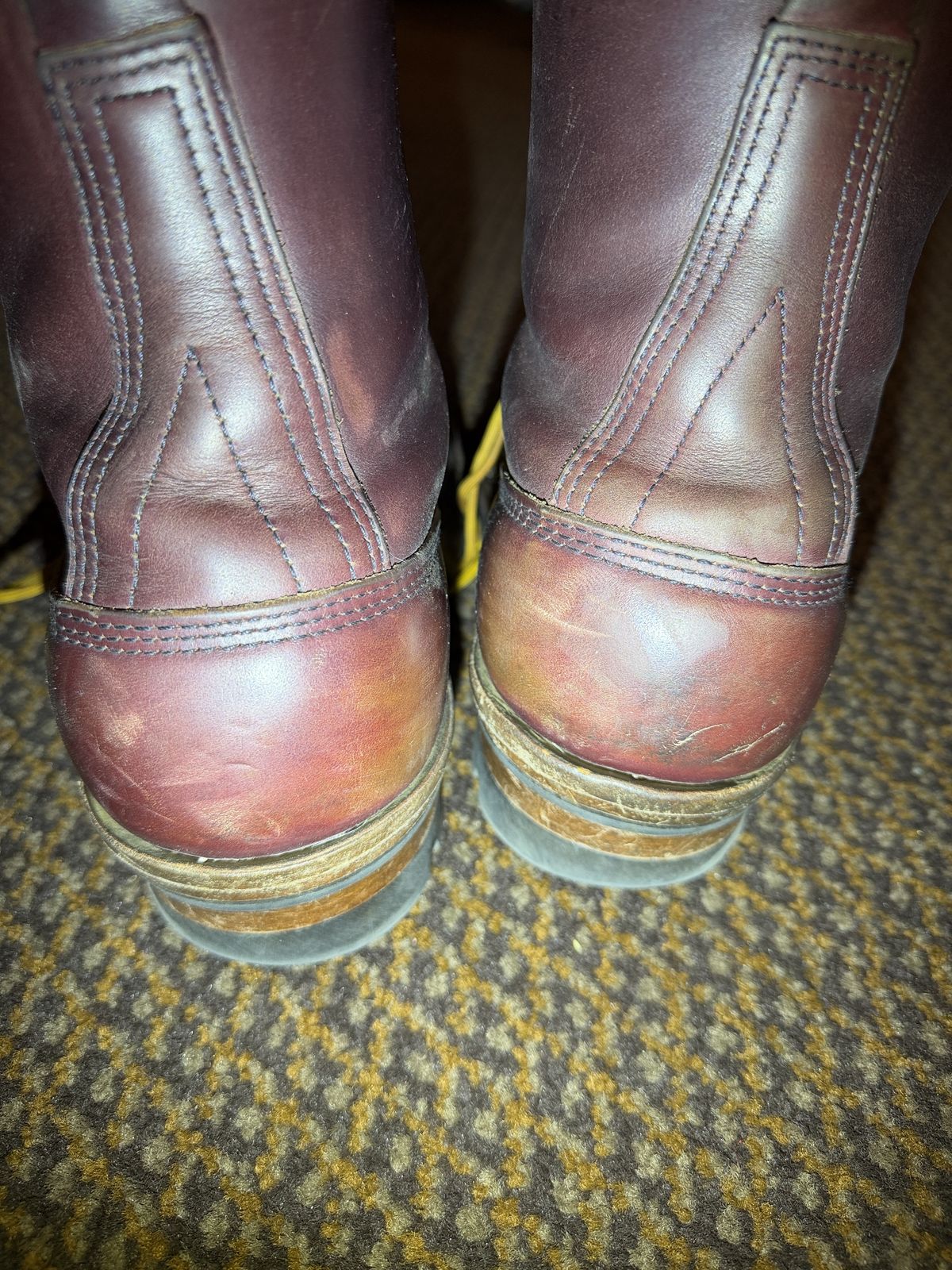 Photo by rhinoaz on March 2, 2026 of the White's Smokejumper in Cxl Burgandy.