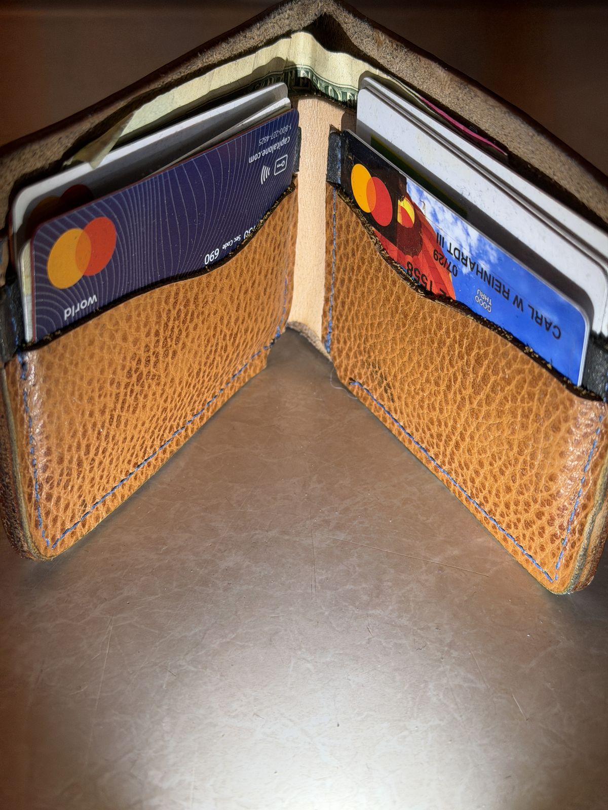 Photo by rhinoaz on March 2, 2026 of the Rhino Kustomz Veg Tan Bi-fold in Hermann Oak Tooling Veg Tan.