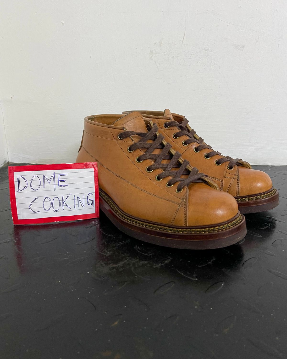 Photo by arnldkt on November 1, 2025 of the Sagara Cordmaster in Maryam Natural Horsebutt.