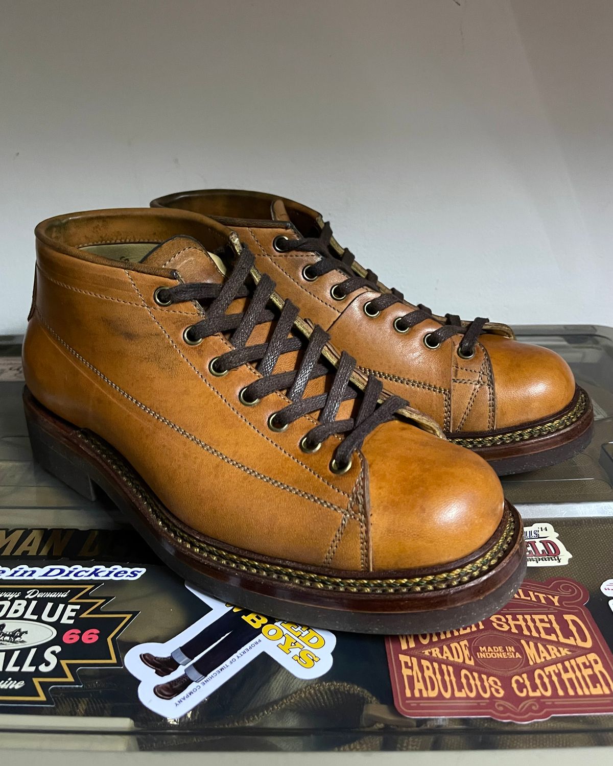 Photo by arnldkt on December 1, 2025 of the Sagara Cordmaster in Maryam Natural Horsebutt.