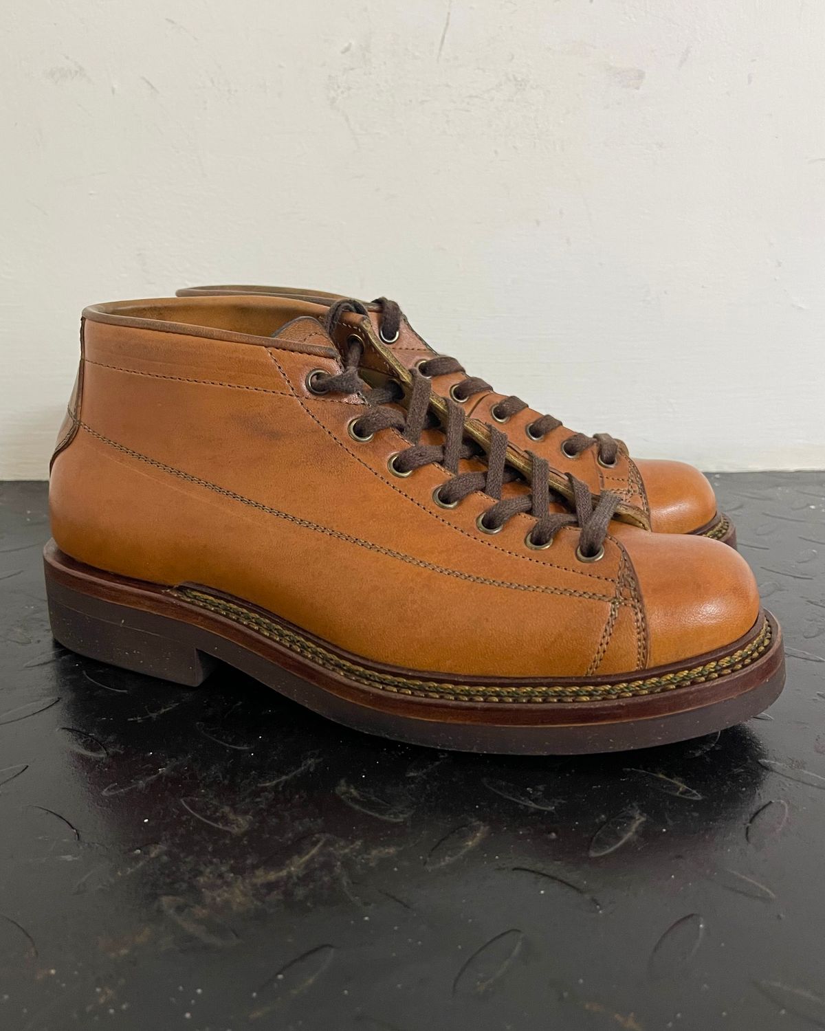 Photo by arnolddkoot on December 31, 2025 of the Sagara Cordmaster in Maryam Natural Horsebutt.