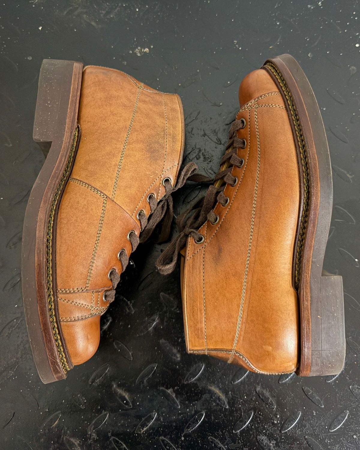 Photo by arnolddkoot on February 1, 2026 of the Sagara Cordmaster in Maryam Natural Horsebutt.