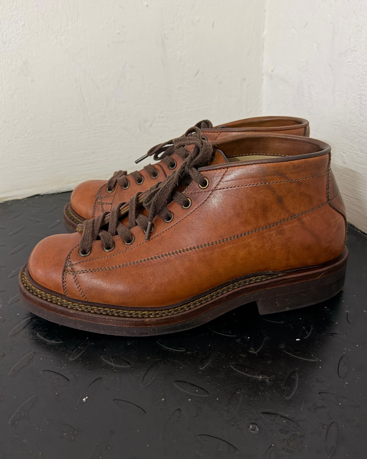 Photo by arnolddkoot on April 1, 2026 of the Sagara Cordmaster in Maryam Natural Horsebutt.