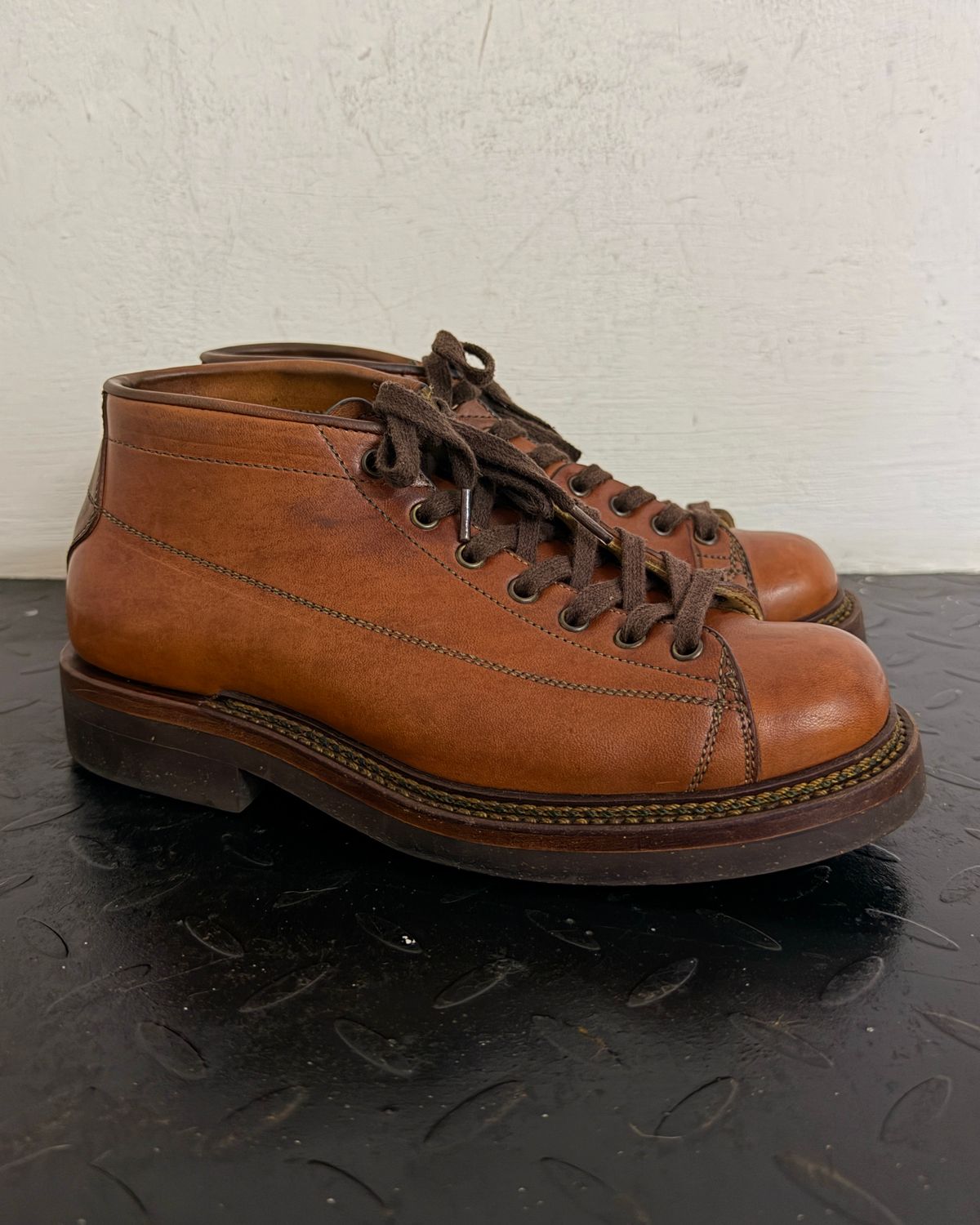 Photo by arnolddkoot on April 1, 2026 of the Sagara Cordmaster in Maryam Natural Horsebutt.