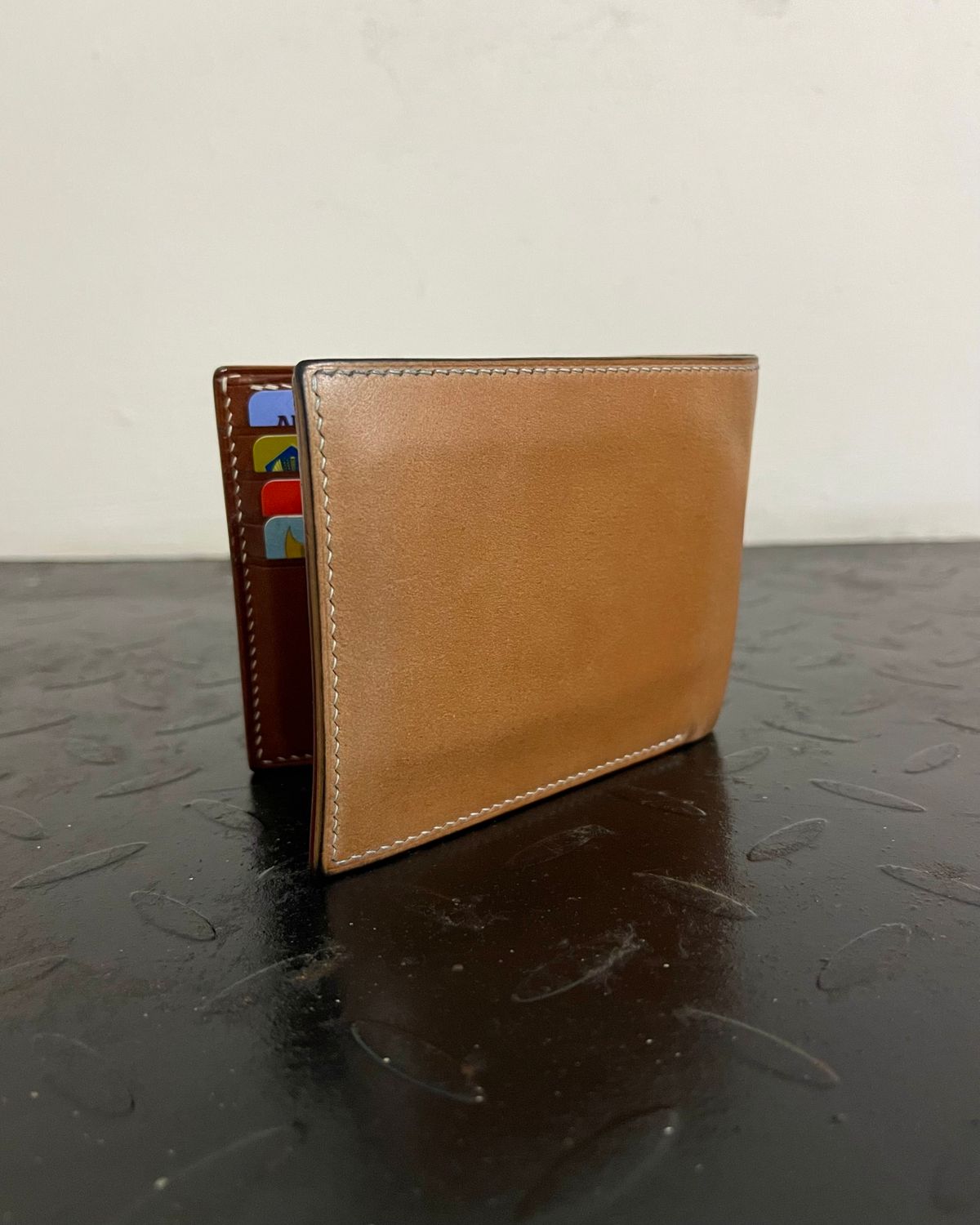 Photo by arnldkt on December 1, 2025 of the GitsiRosdiani Bifold Wallet in Shinki Natural Shell Cordovan & Conceria Walpier Brown Buttero.