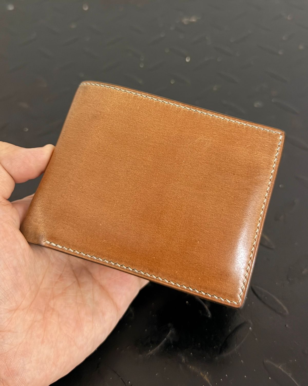 Photo by arnolddkoot on March 1, 2026 of the GitsiRosdiani Bifold Wallet in Shinki Natural Shell Cordovan & Conceria Walpier Brown Buttero.