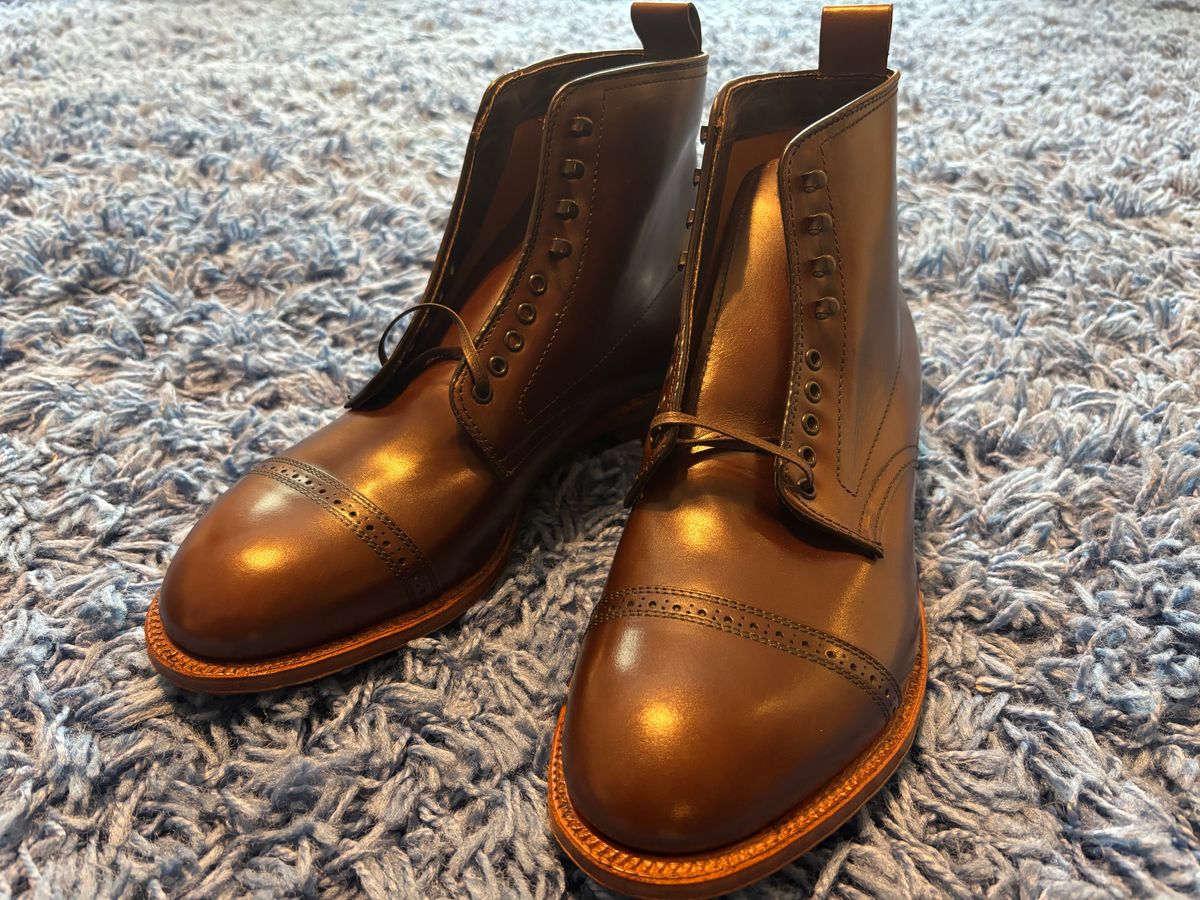 Photo by namawalla on August 20, 2025 of the Alden Perforated Cap Toe Boot in Brown Calfskin.