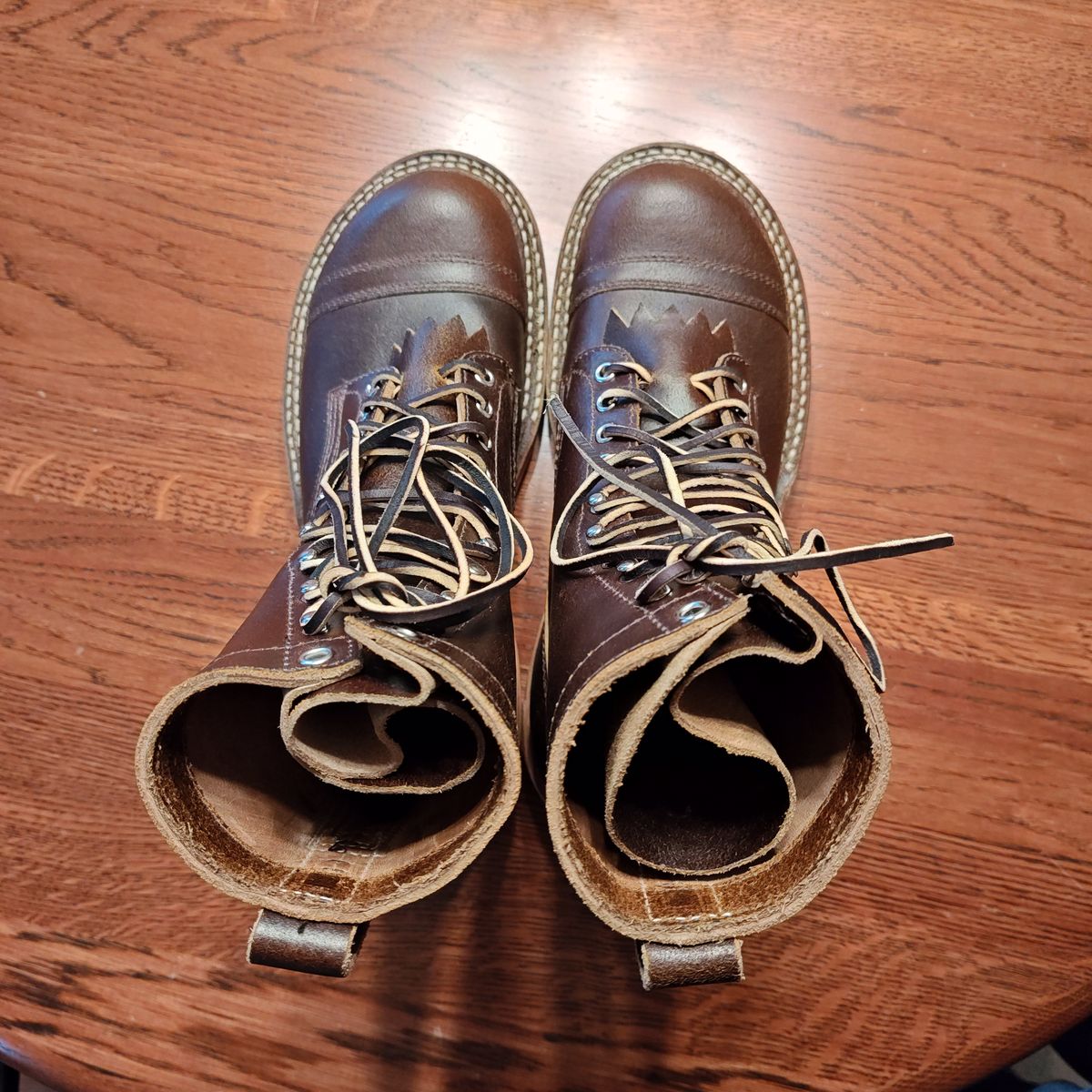 Photo by Spo1800 on October 2, 2025 of the White's Bounty Hunter in Horween Cinnamon Waxed Flesh.