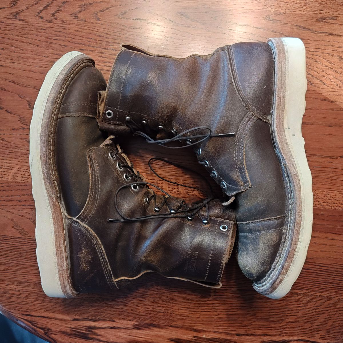 Photo by Spo1800 on November 1, 2025 of the White's Bounty Hunter in Horween Cinnamon Waxed Flesh.