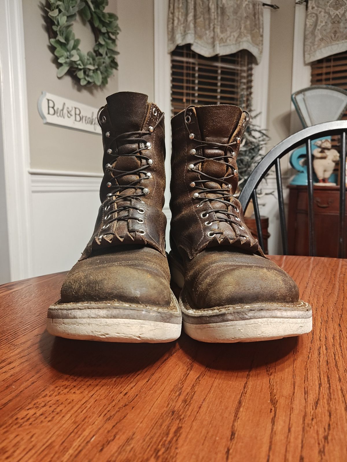 Photo by Spo1800 on December 6, 2025 of the White's Bounty Hunter in Horween Cinnamon Waxed Flesh.