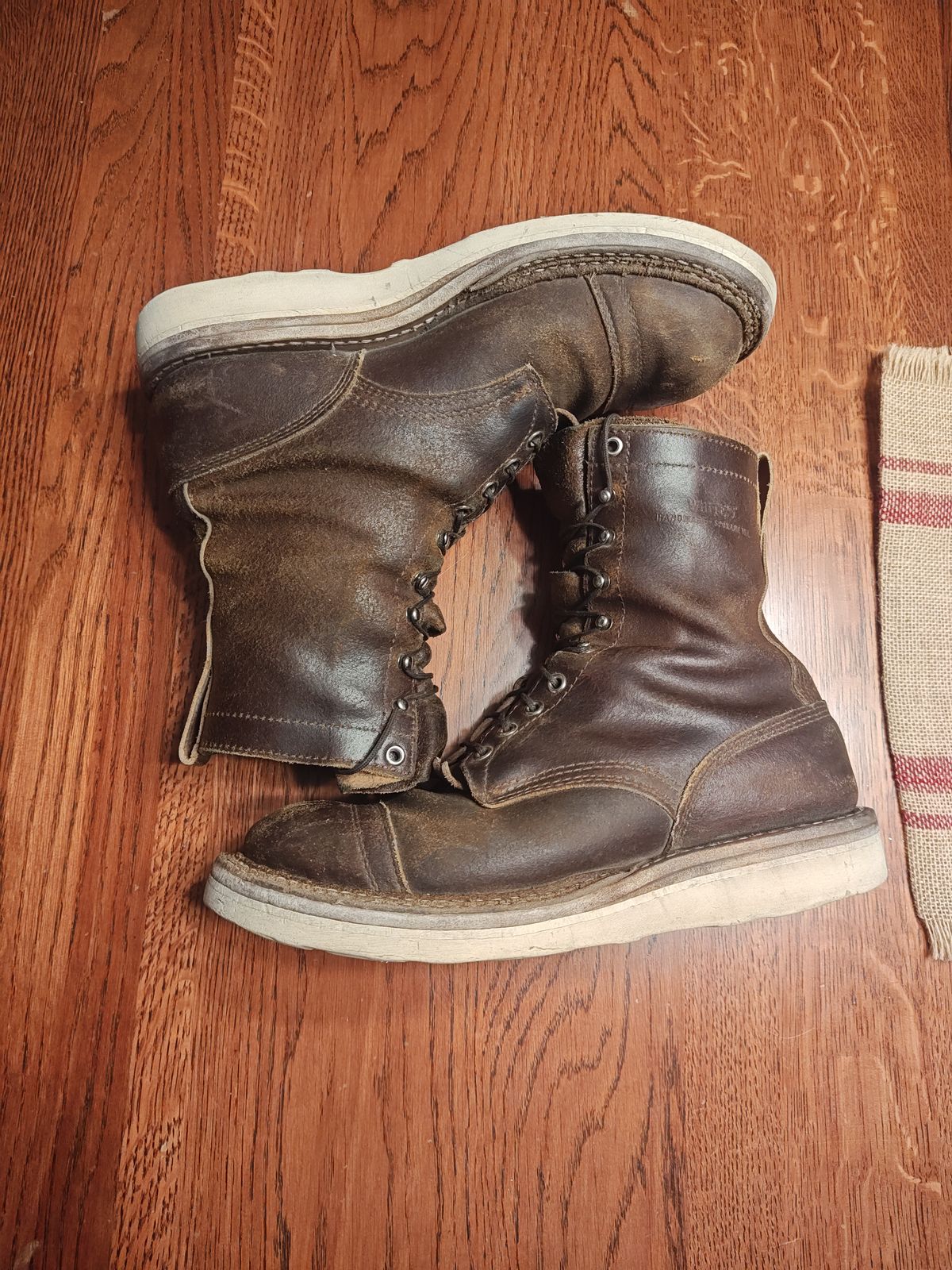 Photo by Spo1800 on December 6, 2025 of the White's Bounty Hunter in Horween Cinnamon Waxed Flesh.