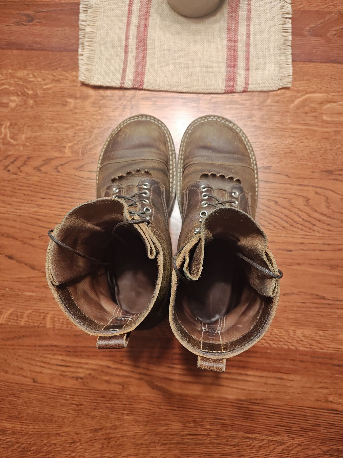 Photo by Spo1800 on December 6, 2025 of the White's Bounty Hunter in Horween Cinnamon Waxed Flesh.