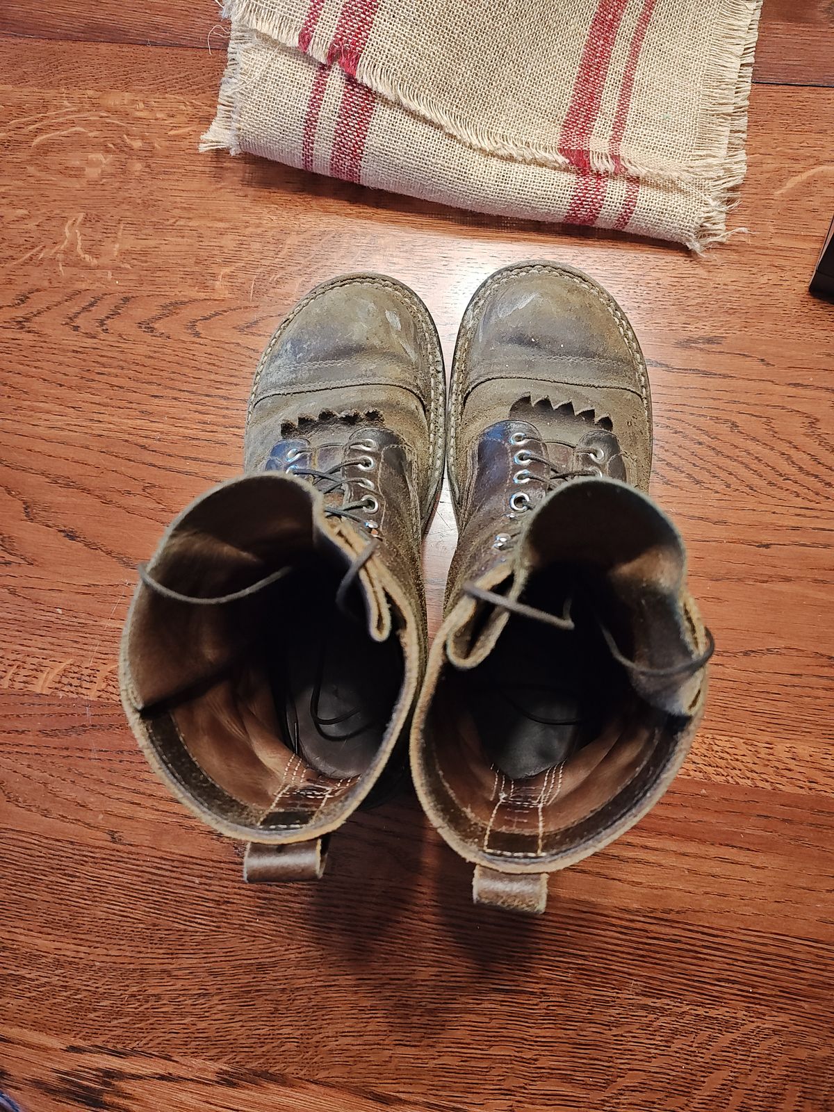 Photo by Spo1800 on January 4, 2026 of the White's Bounty Hunter in Horween Cinnamon Waxed Flesh.