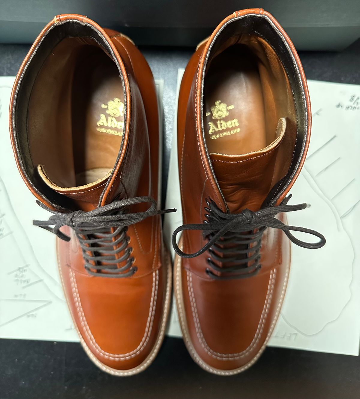 Photo by Rick11 on October 1, 2024 of the Alden Alden 405 in Brown Calfskin.