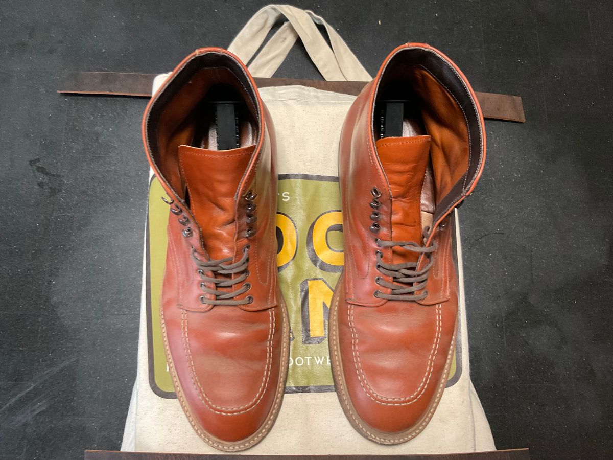 Photo by Rick11 on October 14, 2024 of the Alden Alden 405 in Brown Calfskin.