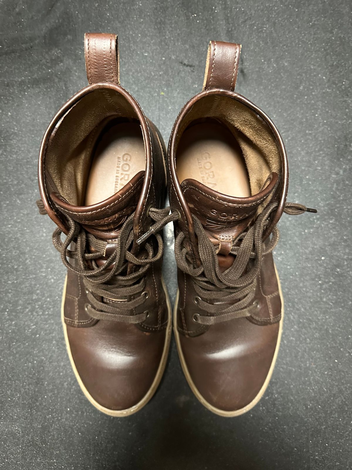 Photo by Rick11 on October 26, 2024 of the Alden Alden 405 in Brown Calfskin.