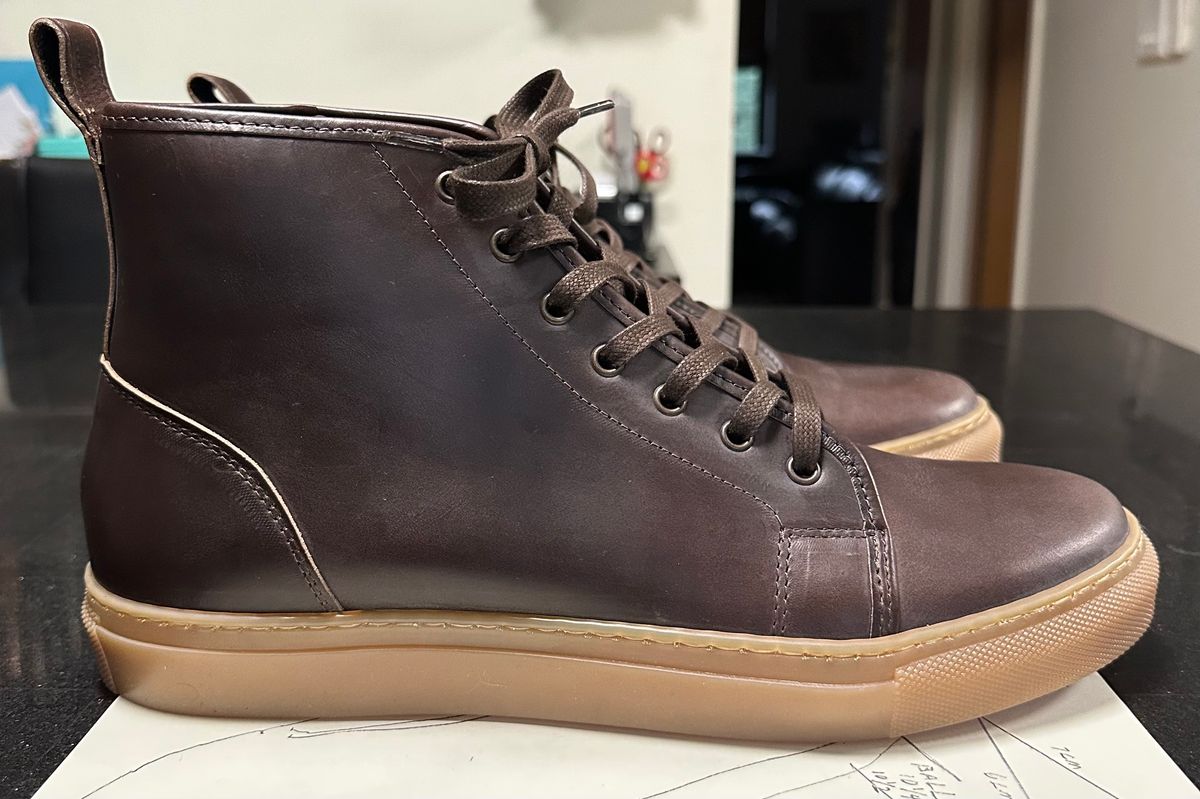 Photo by Rick11 on October 1, 2024 of the Goral Smugs in Horween Brown Chromexcel.