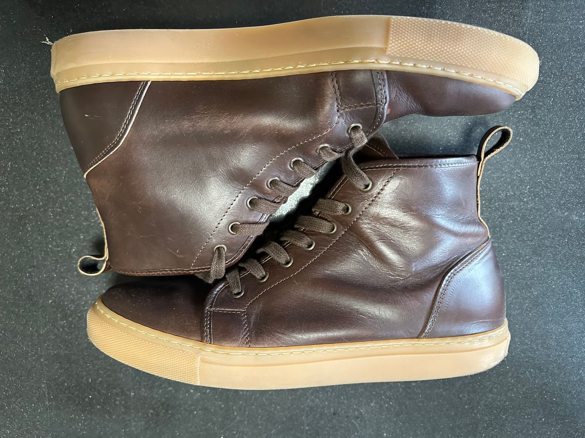 Photo by Rick11 on November 5, 2024 of the Goral Smugs in Horween Brown Chromexcel.