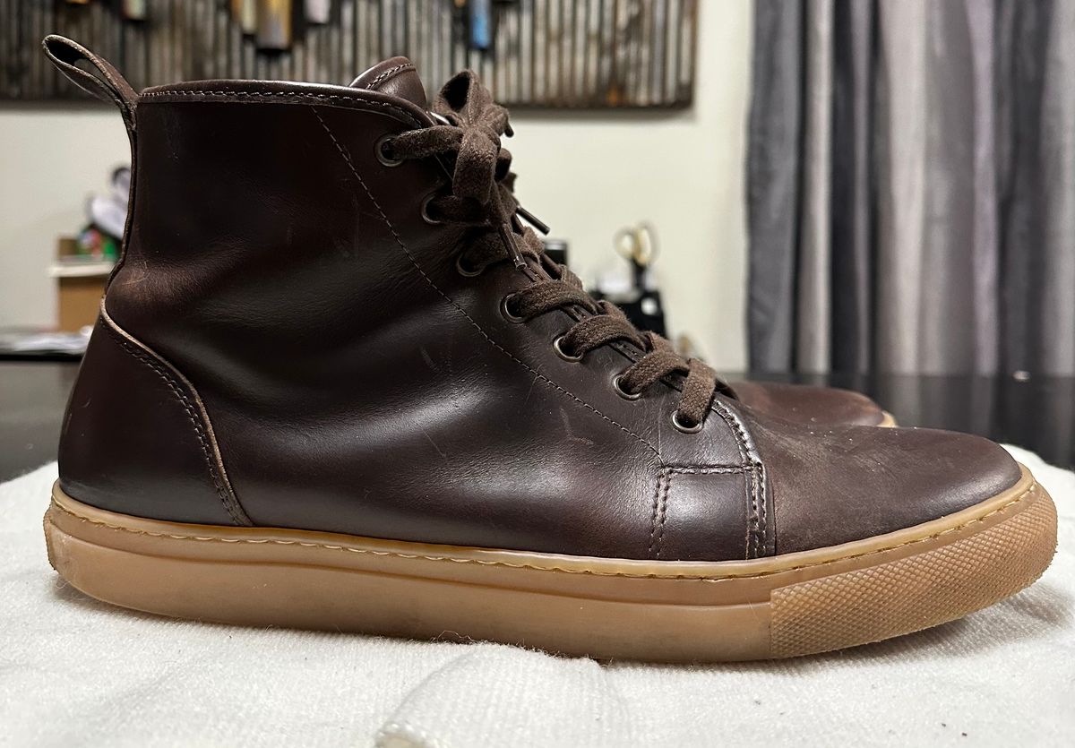 Photo by Rick11 on December 4, 2024 of the Goral Smugs in Horween Brown Chromexcel.