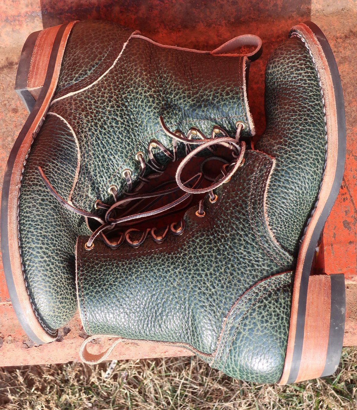 Photo by thetable123 on January 5, 2026 of the Nicks MTO in Horween Yellowstone Greener Pastures.