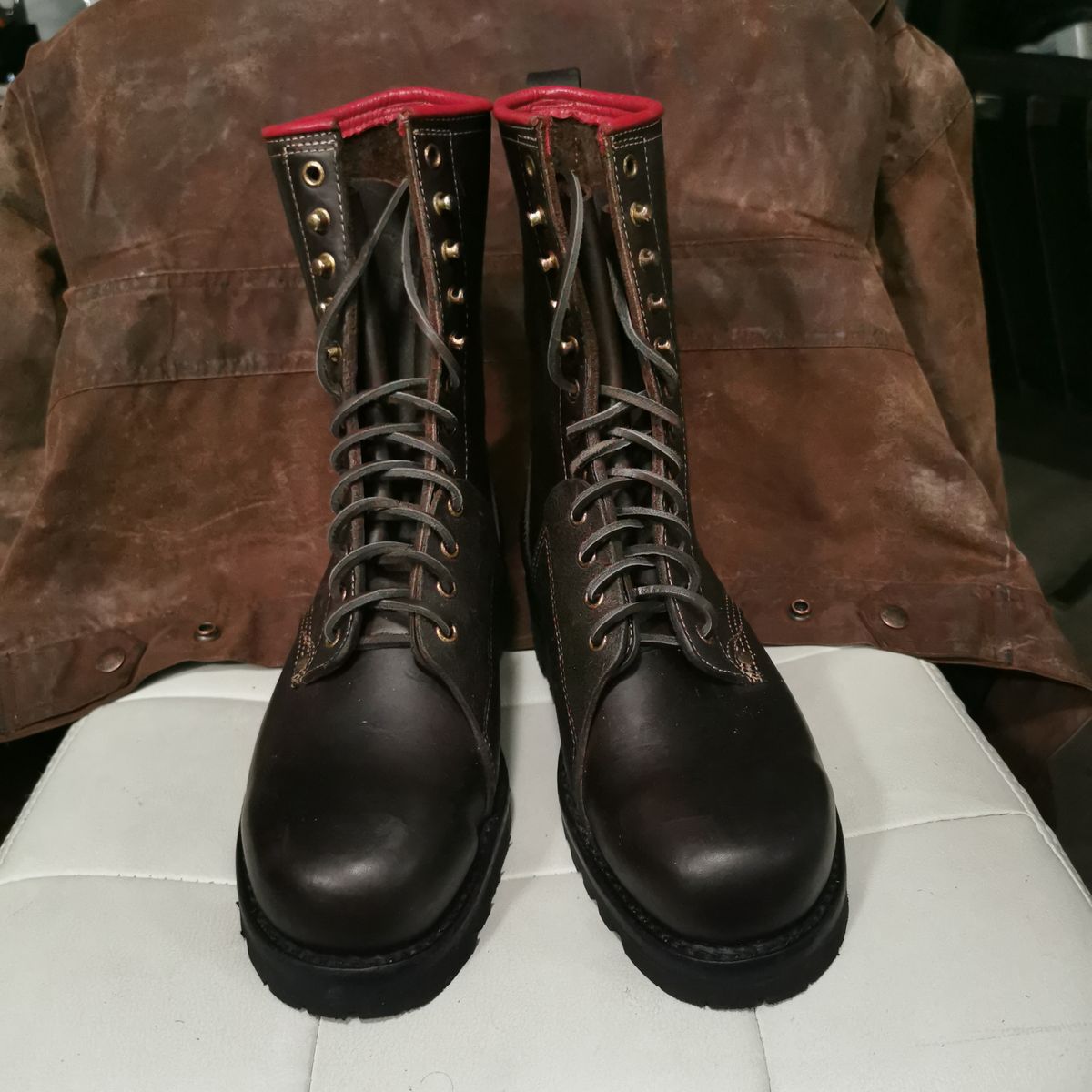 Photo by walkaboot on October 1, 2025 of the Dayton Boots 6410 CSA OHM Line Boot in Black Oil Tan.