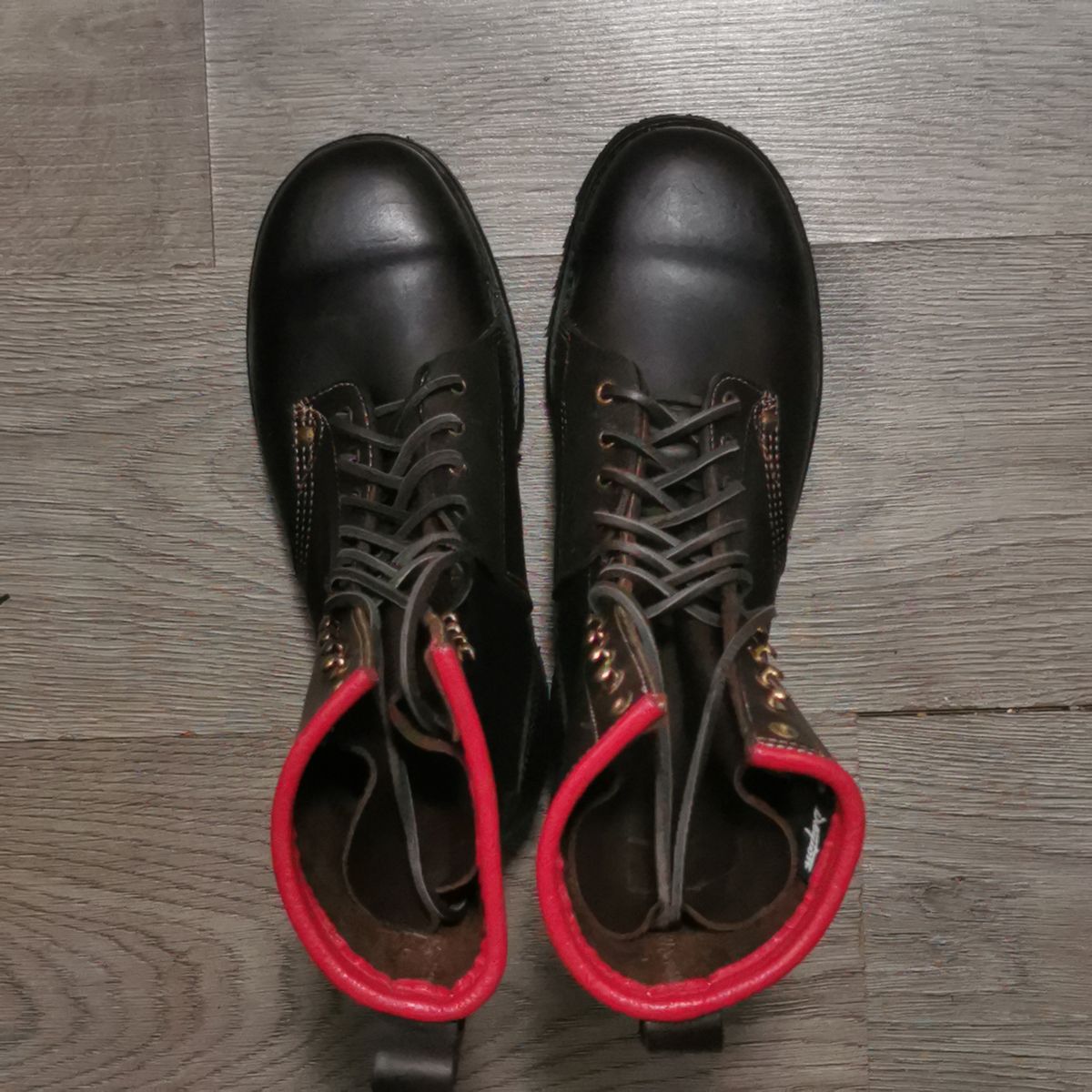 Photo by walkaboot on October 1, 2025 of the Dayton Boots 6410 CSA OHM Line Boot in Black Oil Tan.