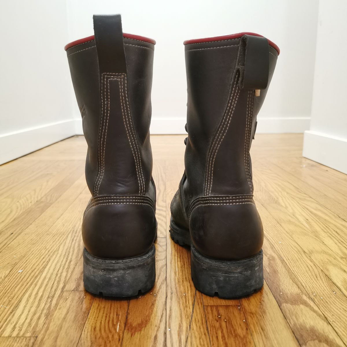 Photo by walkaboot on November 3, 2025 of the Dayton Boots 6410 CSA OHM Line Boot in Black Oil Tan.