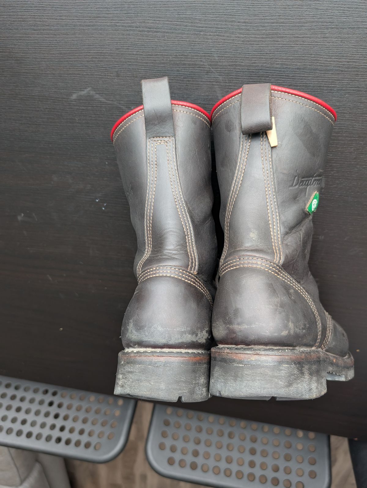 Photo by walkaboot on December 28, 2025 of the Dayton Boots 6410 CSA OHM Line Boot in Black Oil Tan.