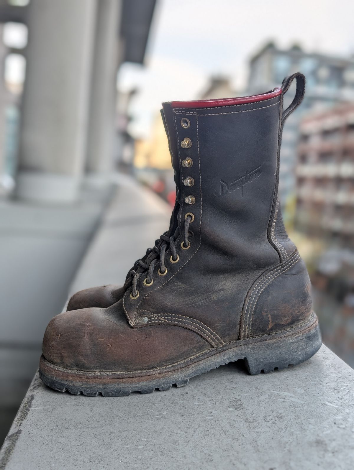 Photo by walkaboot on April 6, 2026 of the Dayton Boots 6410 CSA OHM Line Boot in Black Oil Tan.