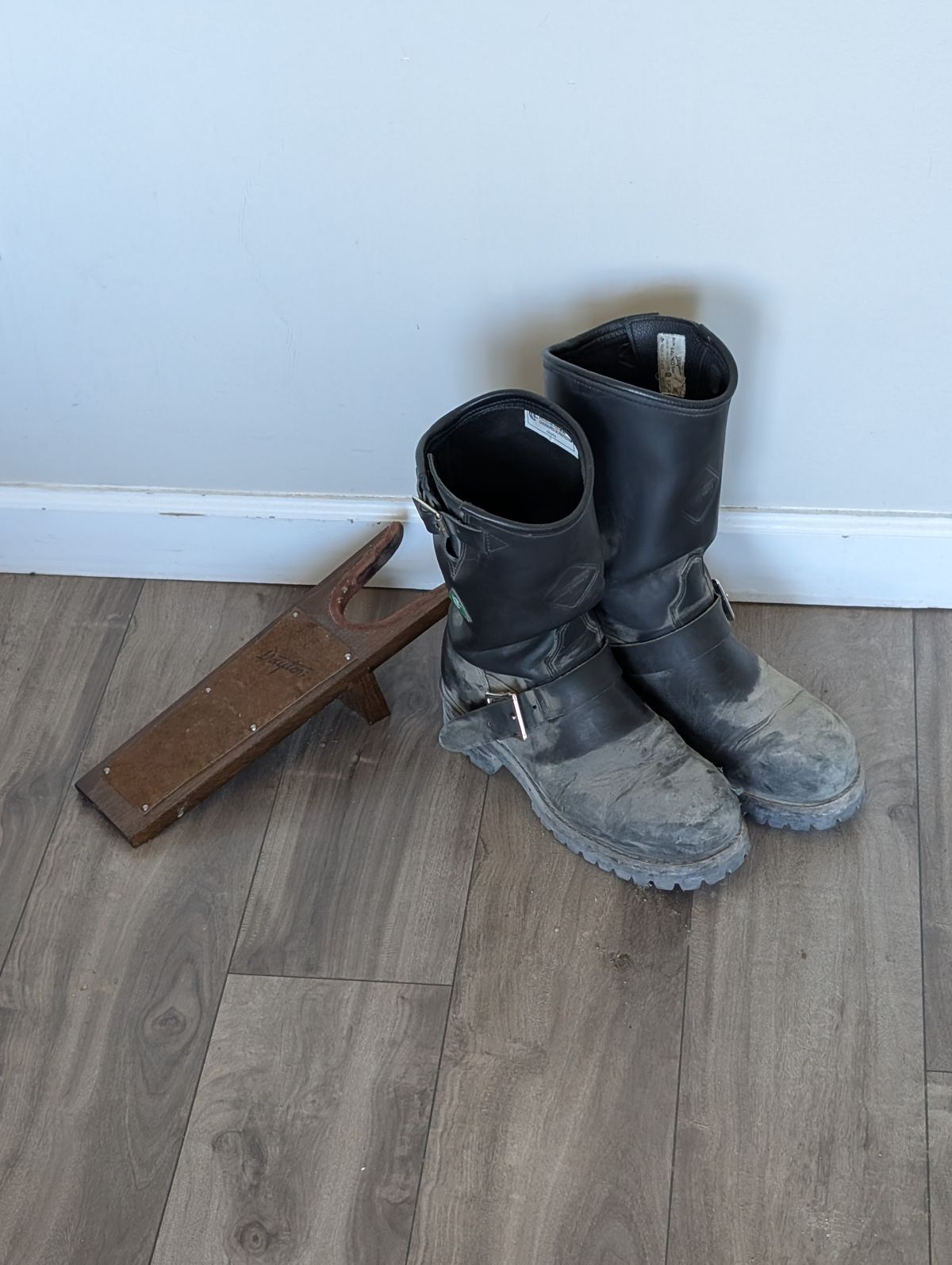 Photo by walkaboot on April 16, 2026 of the Dayton Boots 6460 CSA Engineer in Black Oil Tan.