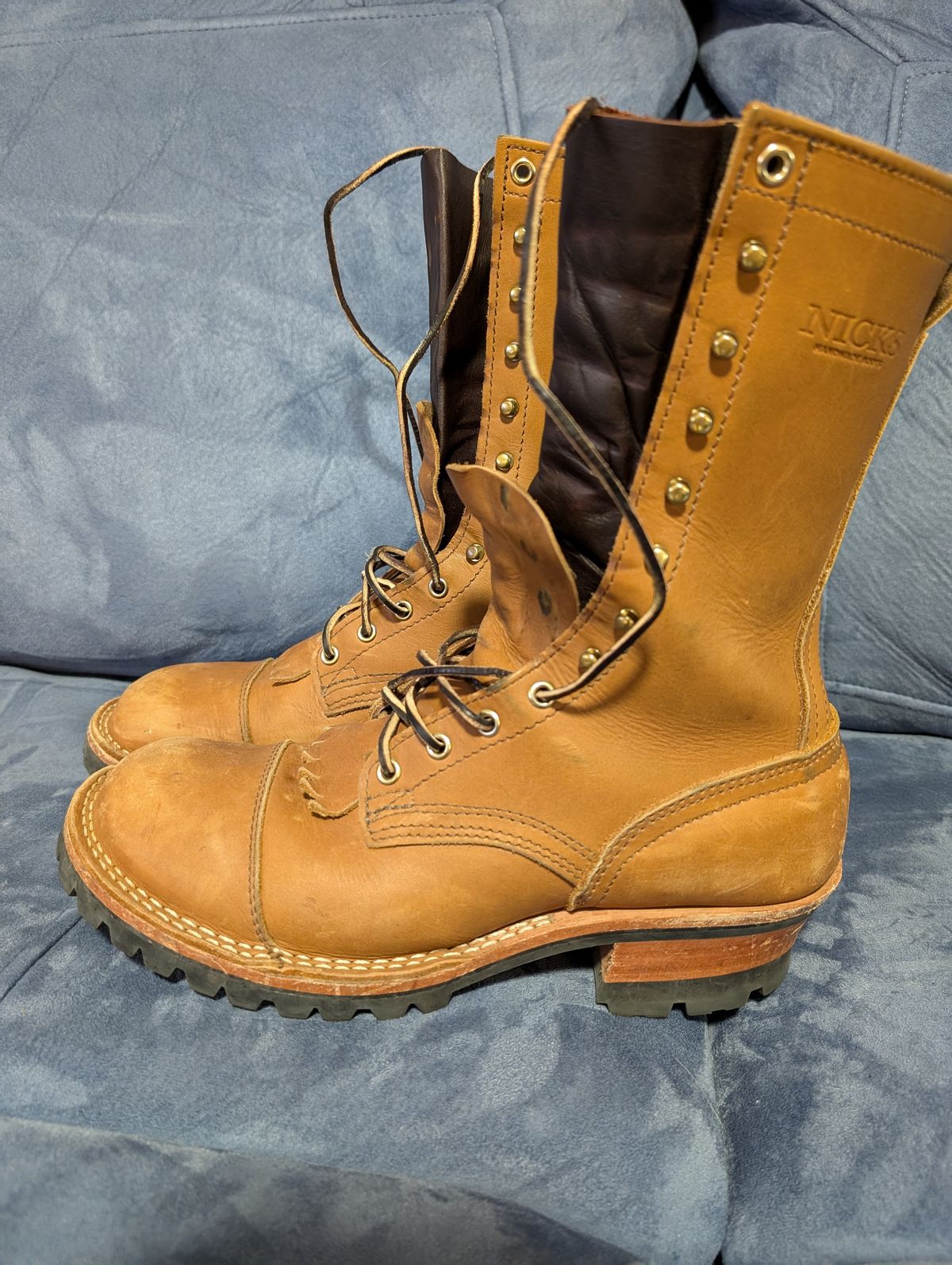 Photo by Uchujin on November 1, 2024 of the Nicks DomePro in Seidel 1964 Tan.