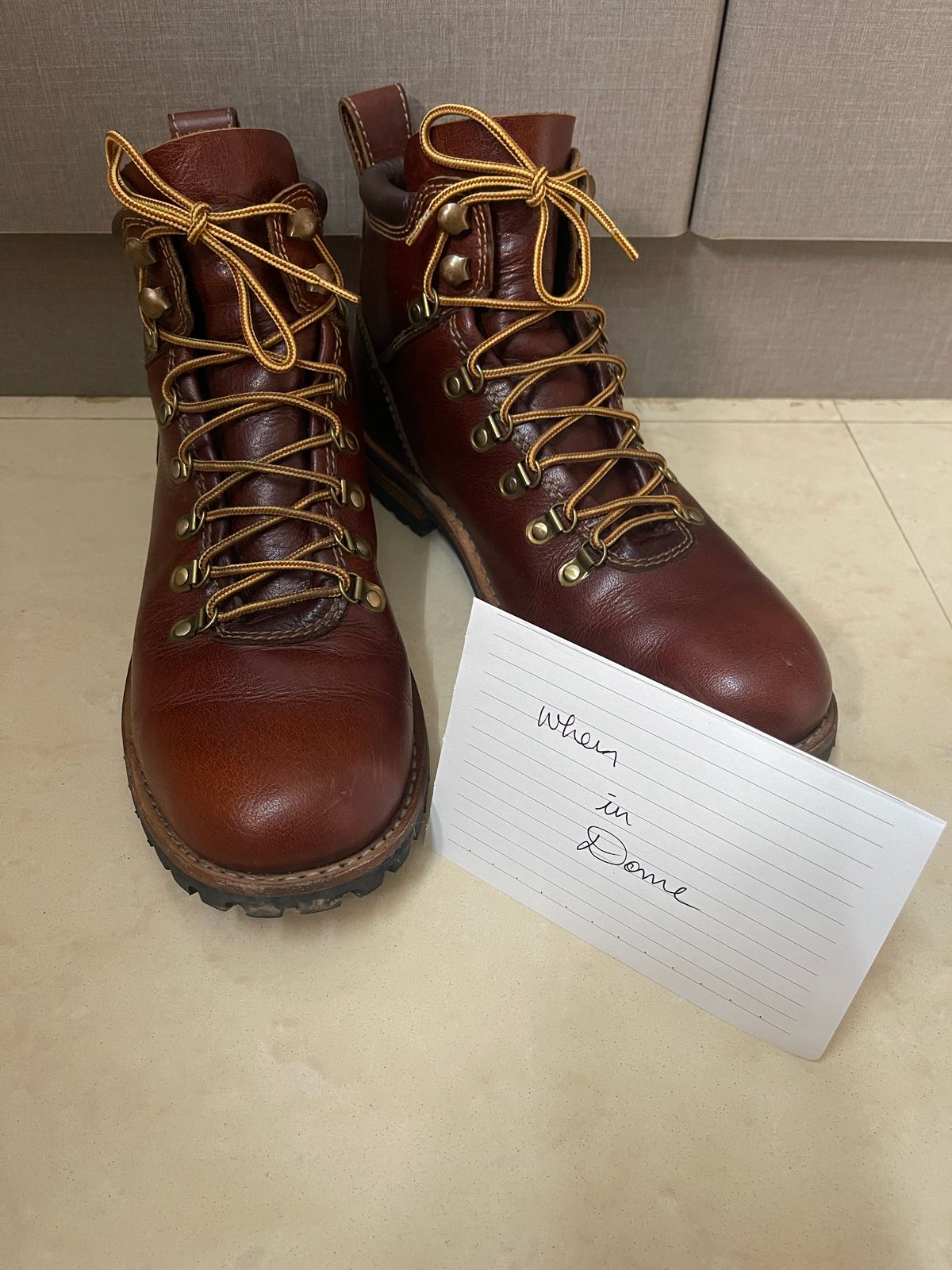 Photo by (deleted user) on November 2, 2024 of the Craft & Glory Hike Boots in Full Grain Waxed Water Buffalo.
