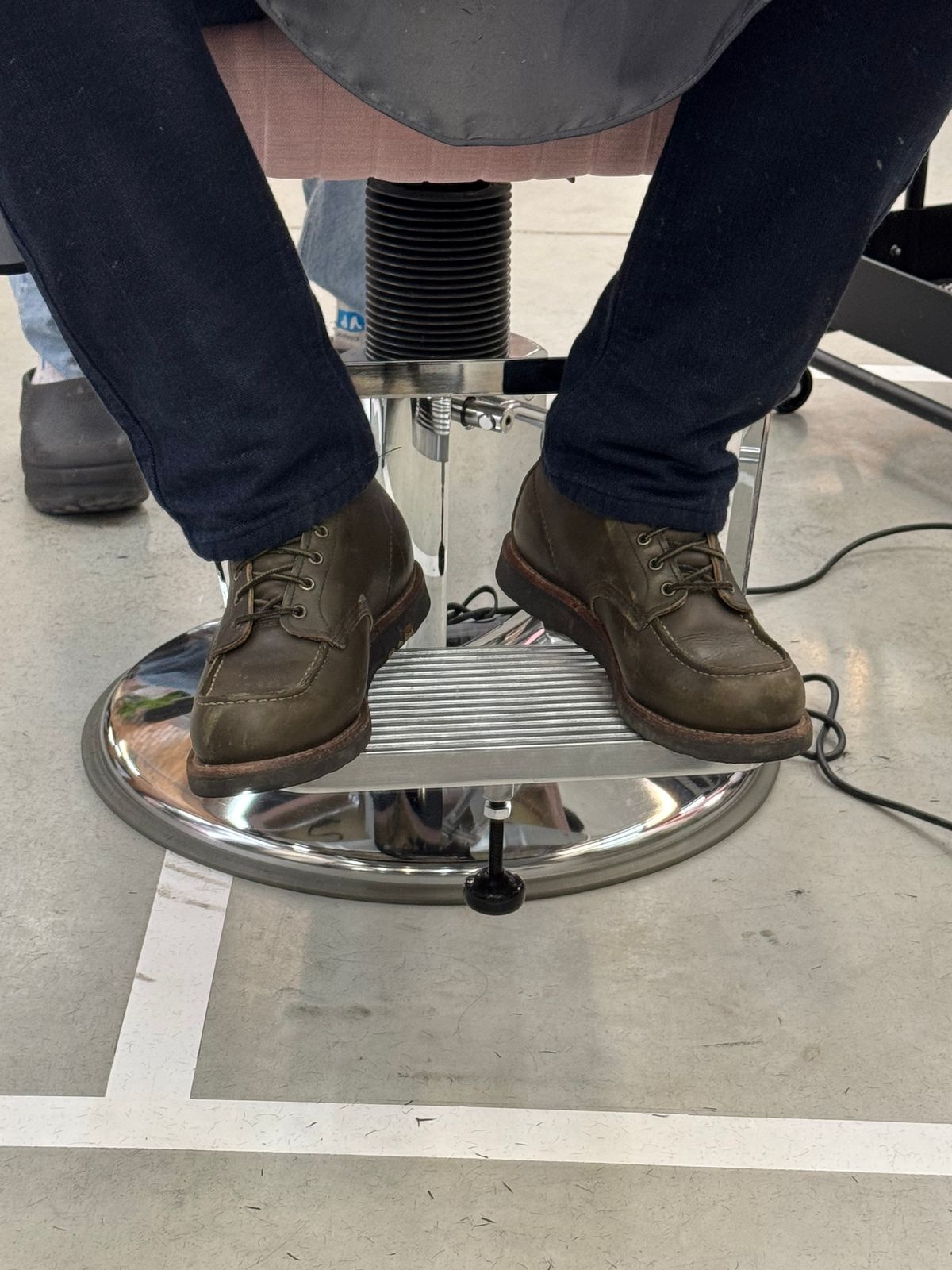 Photo by pampuh on December 27, 2025 of the Red Wing 6-Inch Classic Moc in S.B. Foot Alpine Portage.