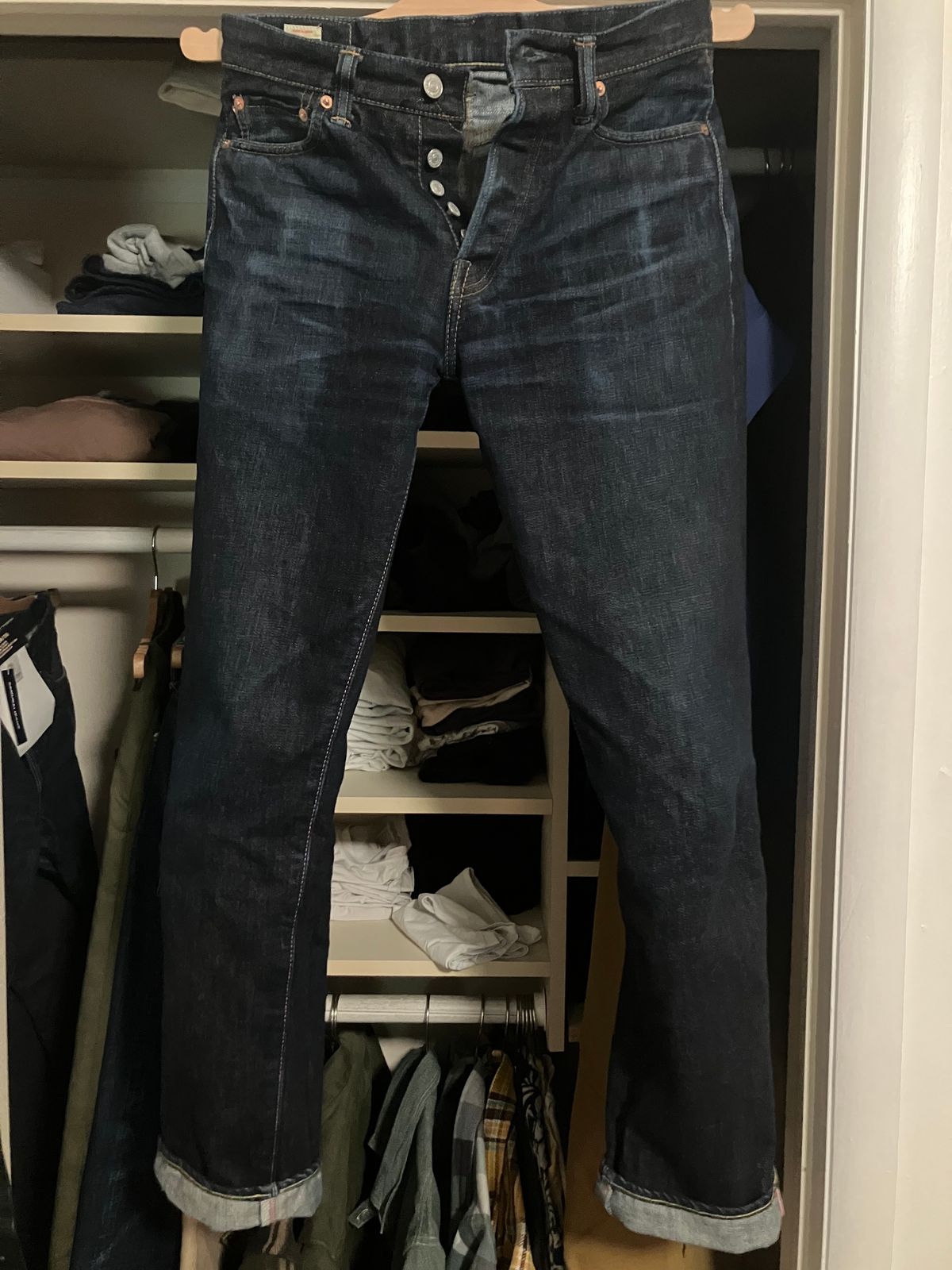 Photo by Helix on February 21, 2025 of the Momotaro Jeans 0905-SP GTB 15.7oz Zimbabwe Cotton Classic Wide Straight in 15.7oz Sanforized Zimbabwe Cotton.