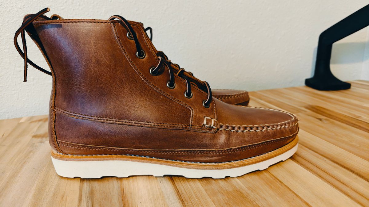 Photo by magpie on February 13, 2025 of the Rancourt & Co. Harrison Boot Redux in Horween Natural Chromexcel.