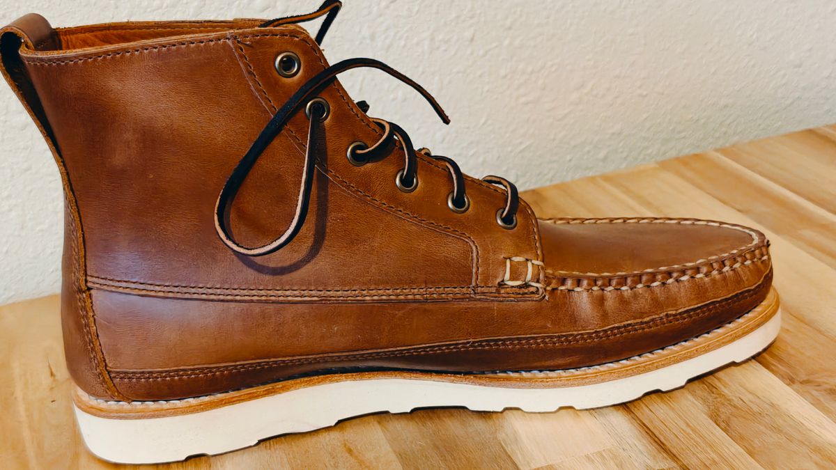 Photo by magpie on February 13, 2025 of the Rancourt & Co. Harrison Boot Redux in Horween Natural Chromexcel.