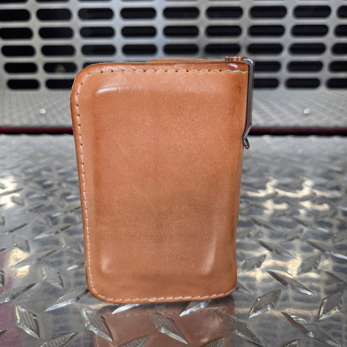 Photo by curtisheinze on January 3, 2026 of the Stock & Barrel Co NO.52 in Wickett & Craig Oak Skirting.