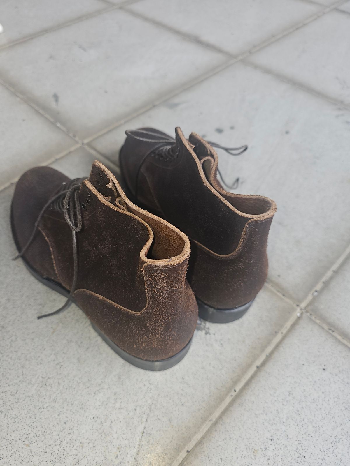Photo by Tomlin on February 15, 2026 of the Viberg N1 Boot in Washed Brown Waxed Flesh.