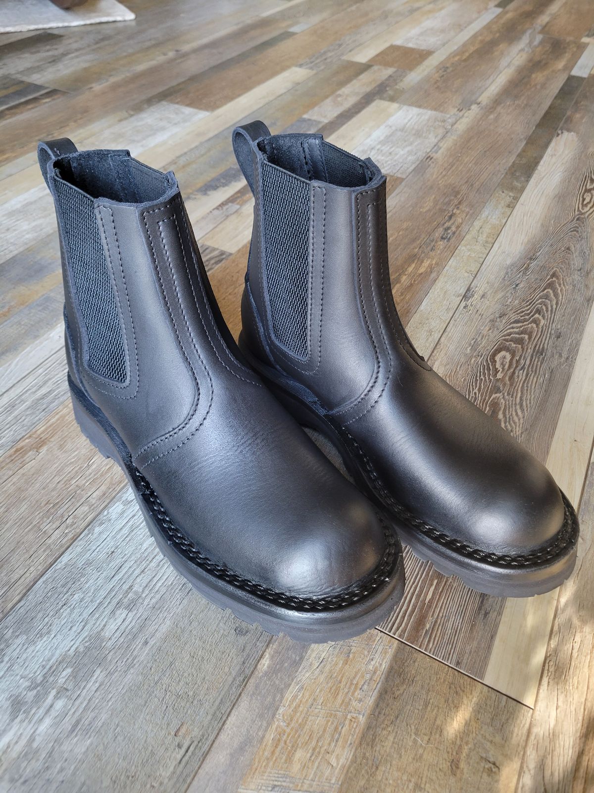 Photo by danjr92 on June 8, 2025 of the Nicks Work Chelsea in Seidel MaxSupport Black.