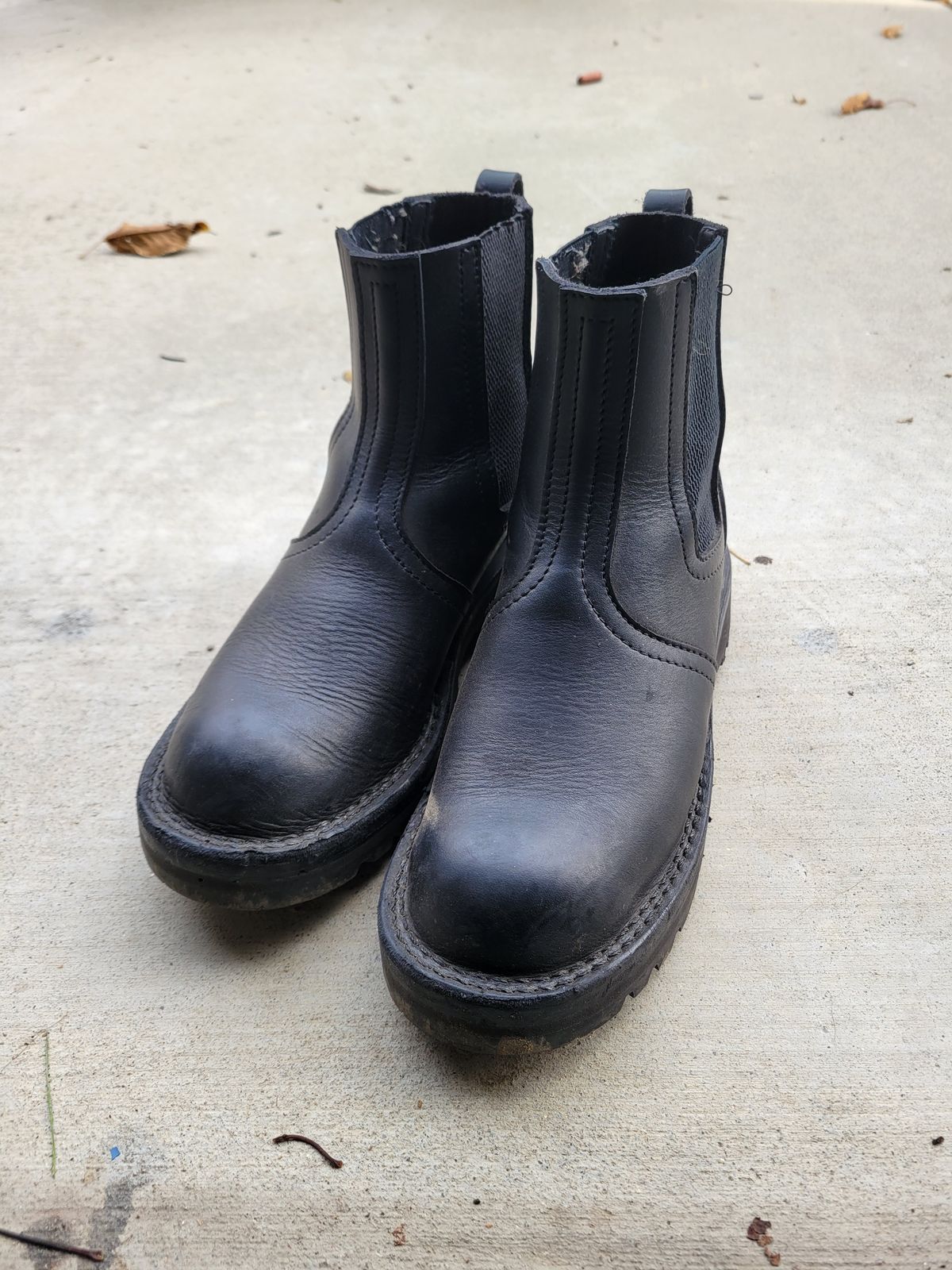 Photo by danjr92 on December 21, 2025 of the Nicks Work Chelsea in Seidel MaxSupport Black.