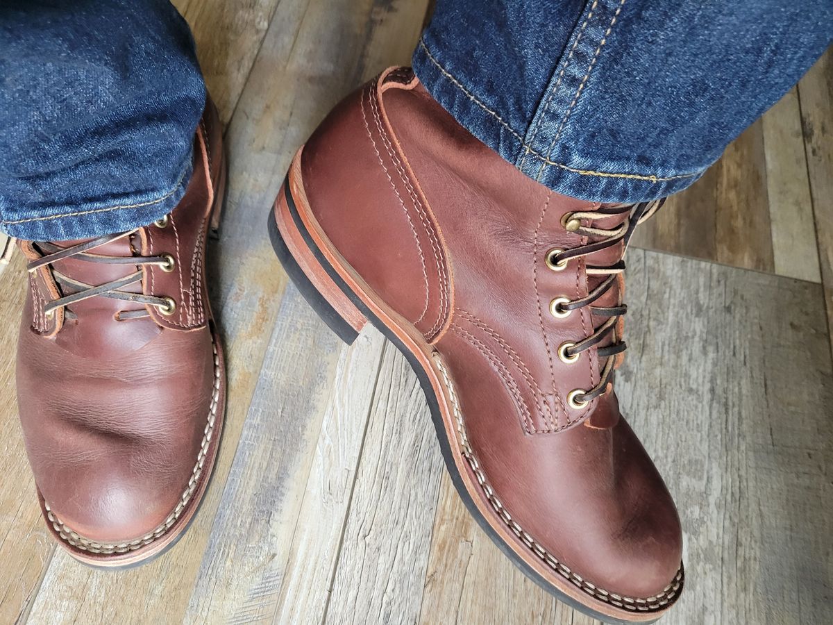 Photo by danjr92 on December 14, 2025 of the Nicks MTO in Horween Roanoke Timber.