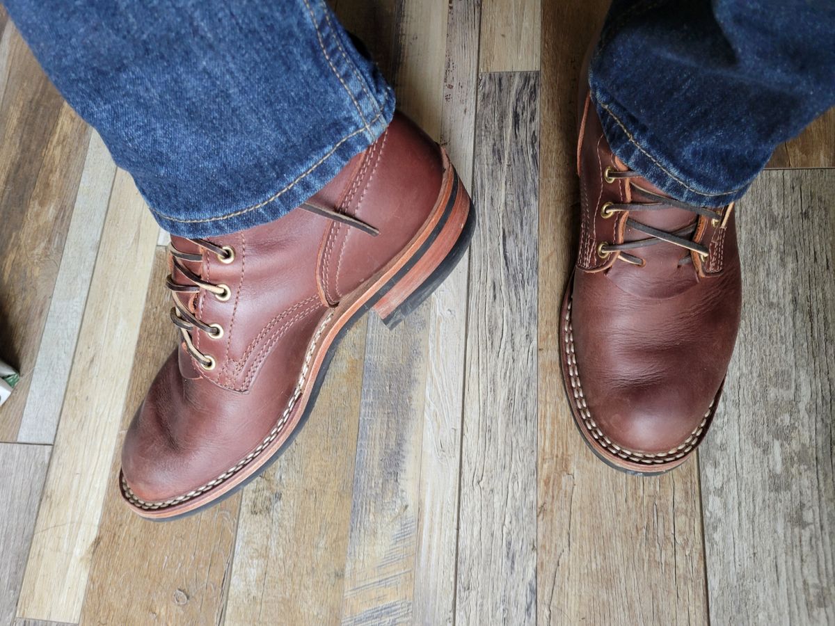 Photo by danjr92 on December 14, 2025 of the Nicks MTO in Horween Roanoke Timber.