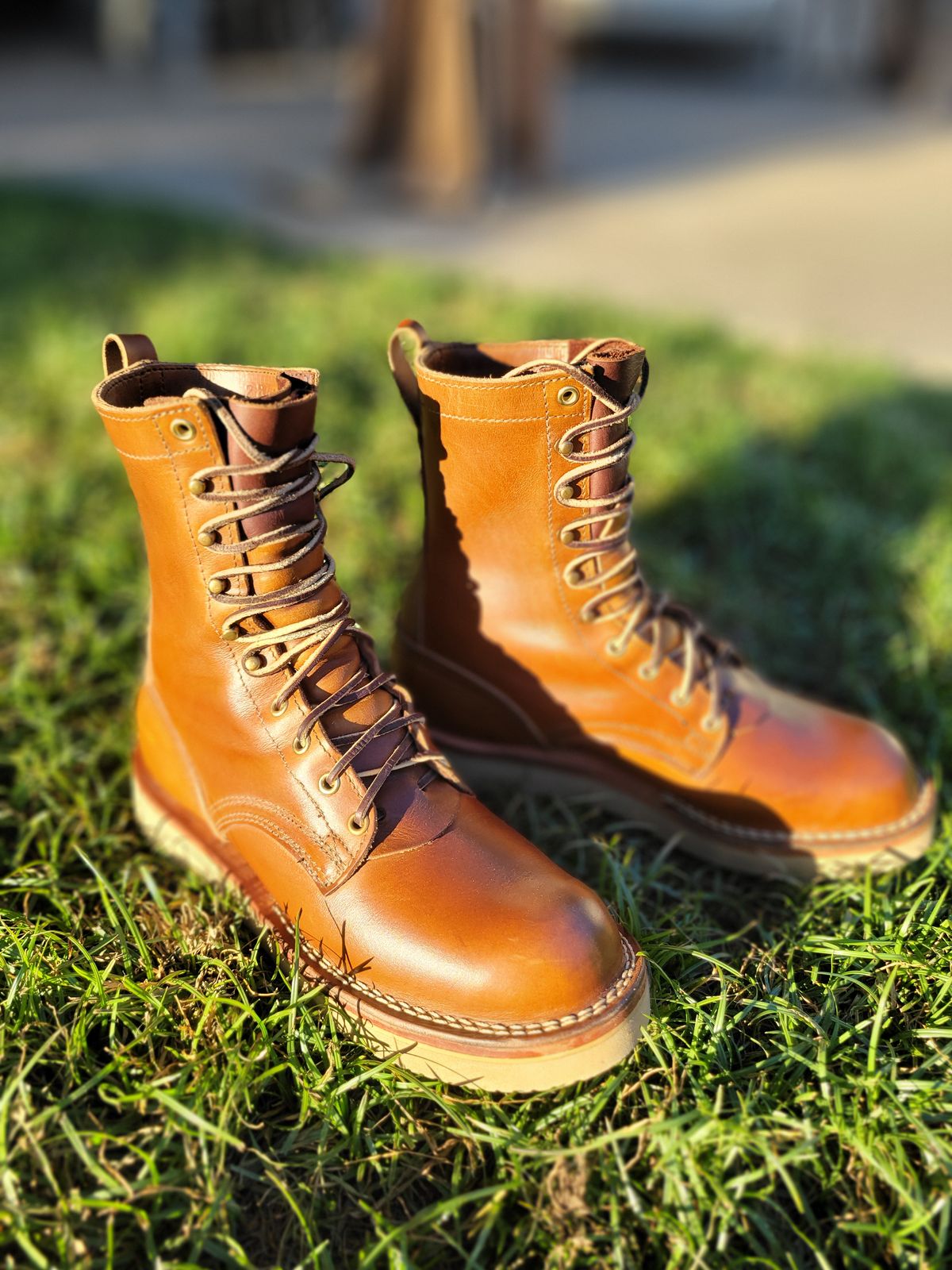 Photo by danjr92 on May 10, 2025 of the Nicks Traveler in Nicks / Horween Cognac Shackleton.
