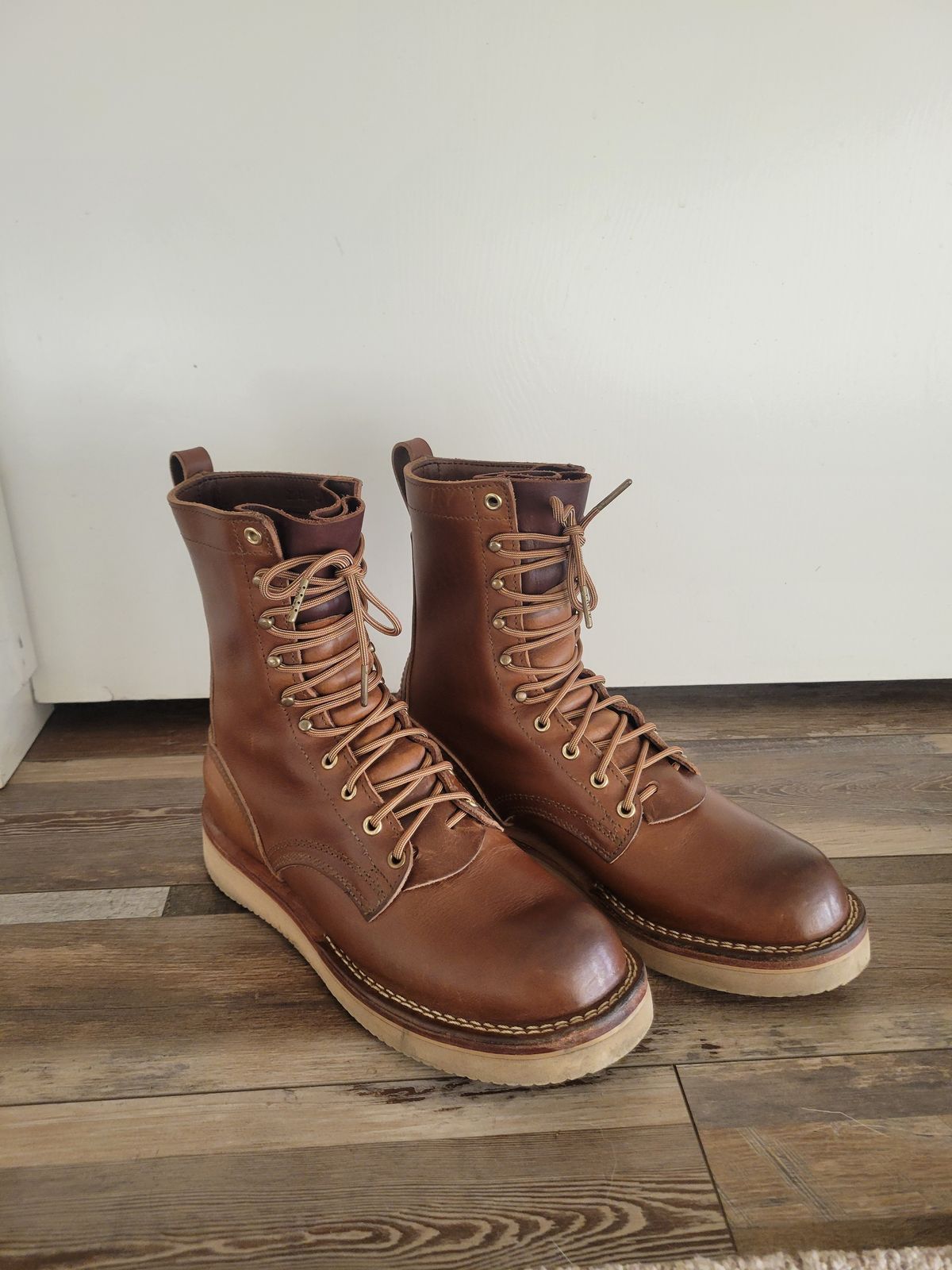 Photo by danjr92 on March 25, 2026 of the Nicks Traveler in Nicks / Horween Cognac Shackleton.