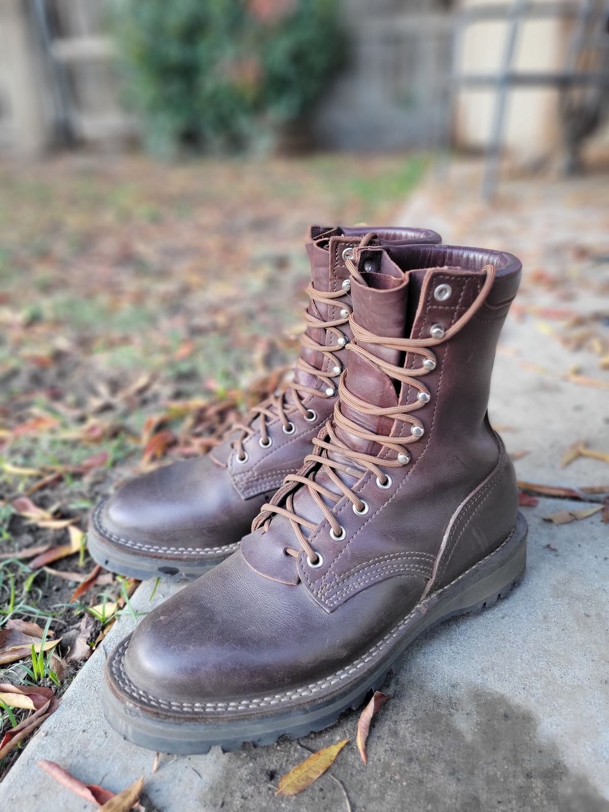 Photo by danjr92 on November 28, 2024 of the Nicks Ridgeline Hiking Boot in Seidel MaxSupport Walnut.