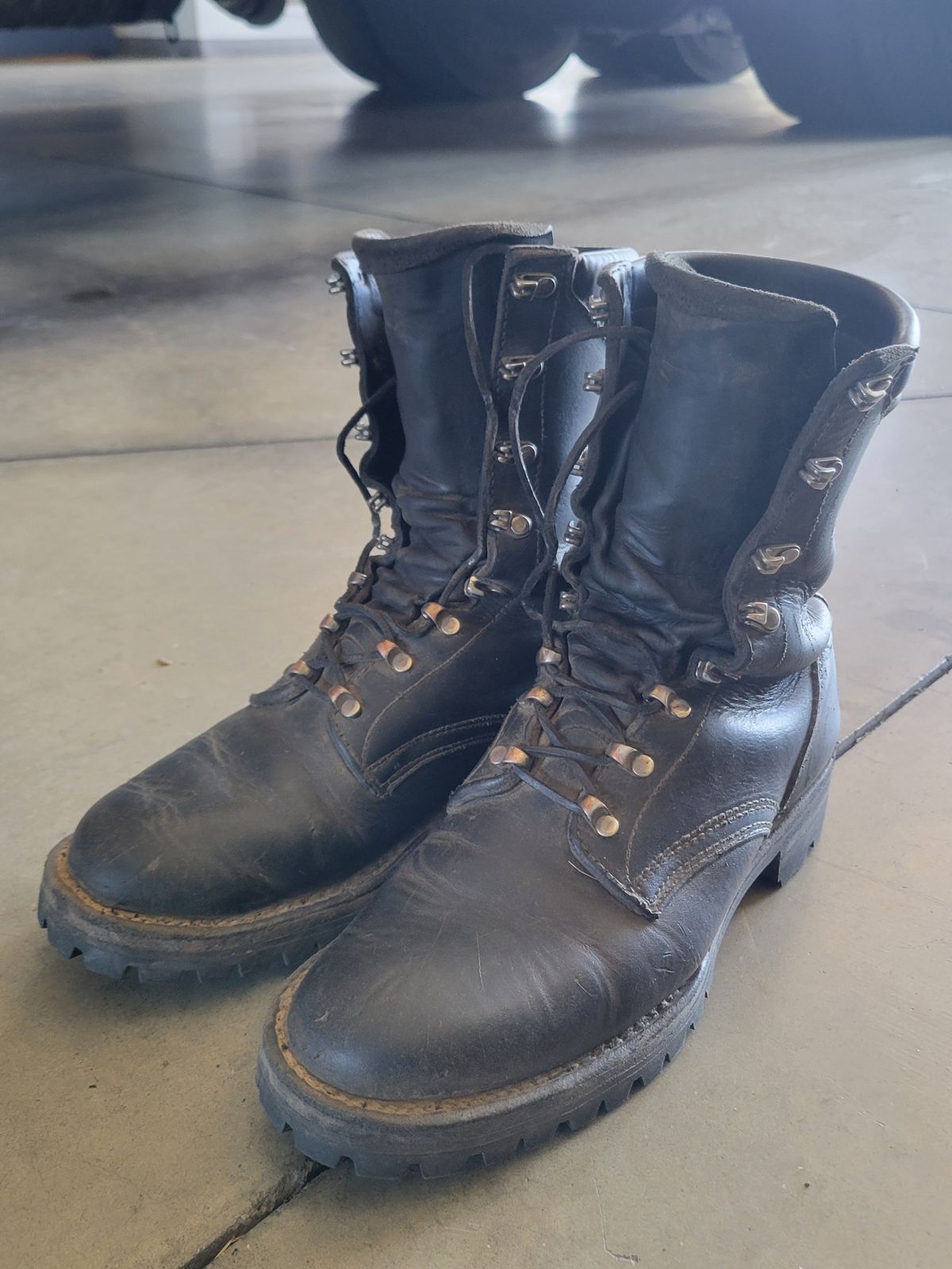 Photo by danjr92 on May 13, 2026 of the White's Fire Hybrid in Unknown Leather.