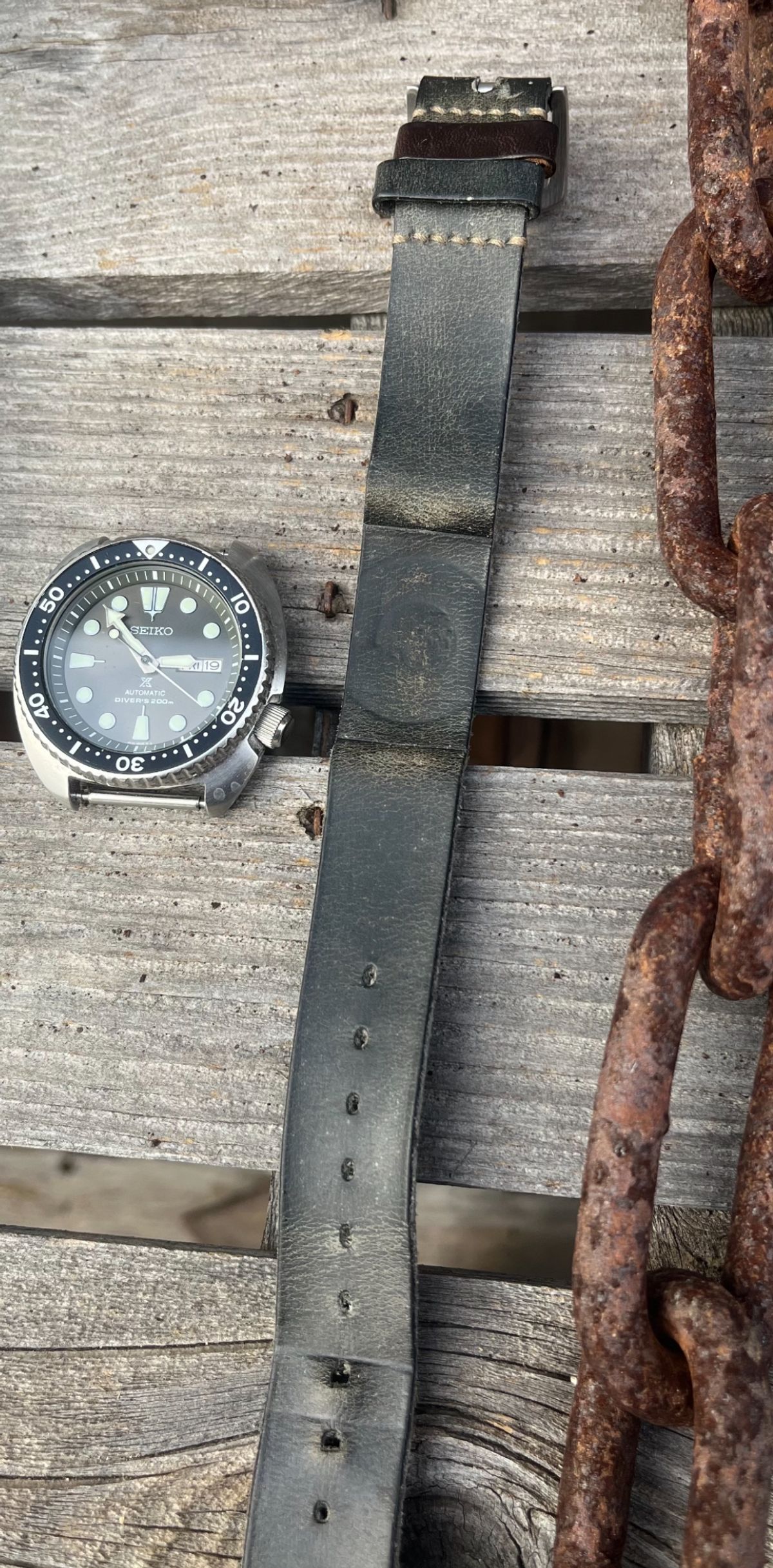 Photo by ecworks on December 19, 2025 of the Bas & Lokes Benjamin in Grey/Green.