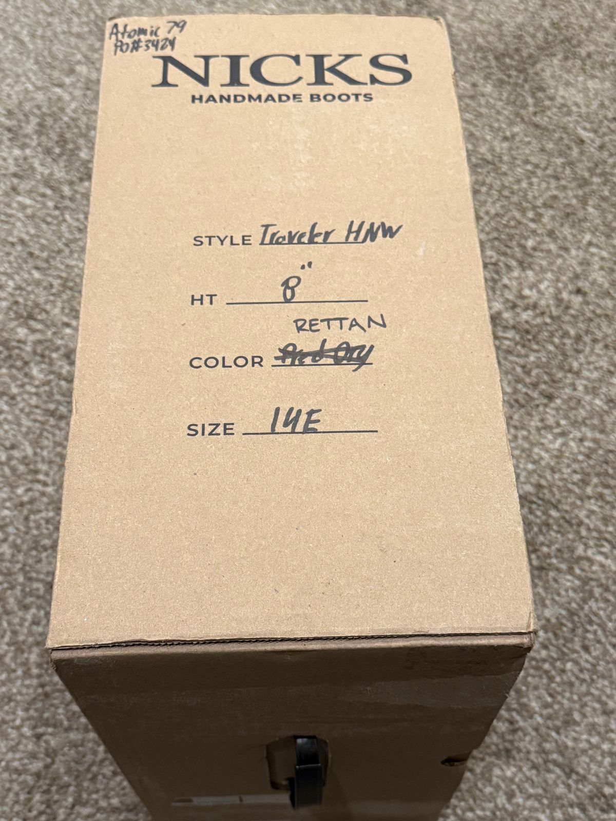 Photo by JR_60 on January 7, 2026 of the Nicks Traveler in Horween Orange Predator.