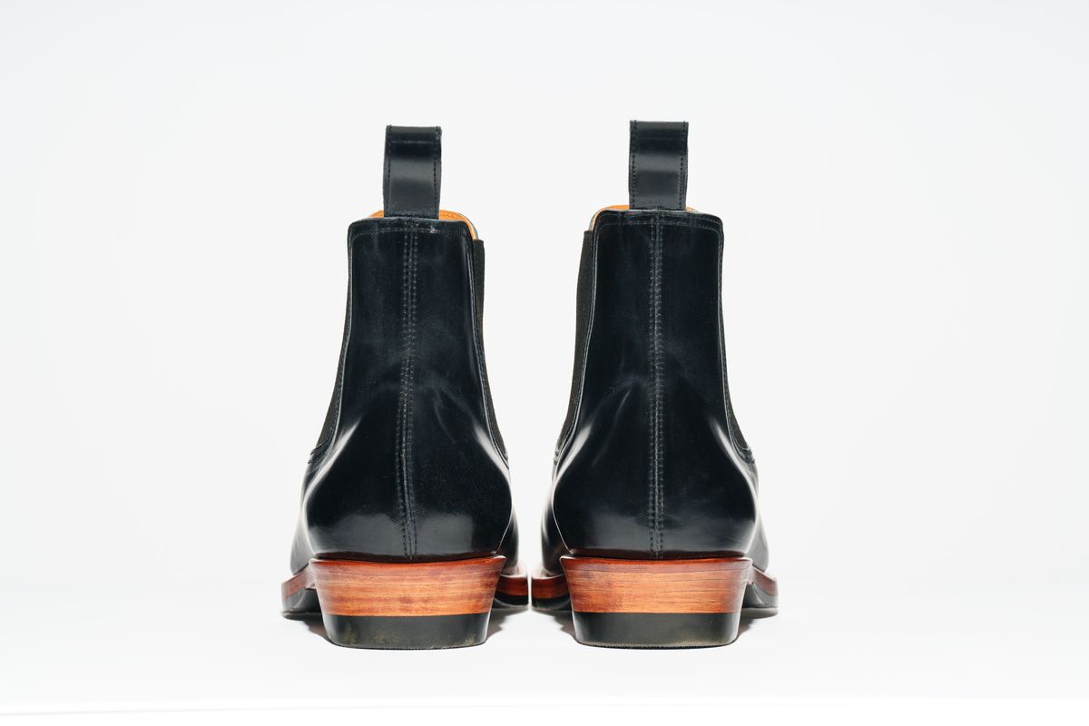 Photo by TToma on October 1, 2025 of the Briselblack The Seventh Chelsea Boot in Shinki Black Shell Cordovan.